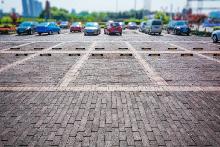 Uniformed Guards Secure Parking Facilities